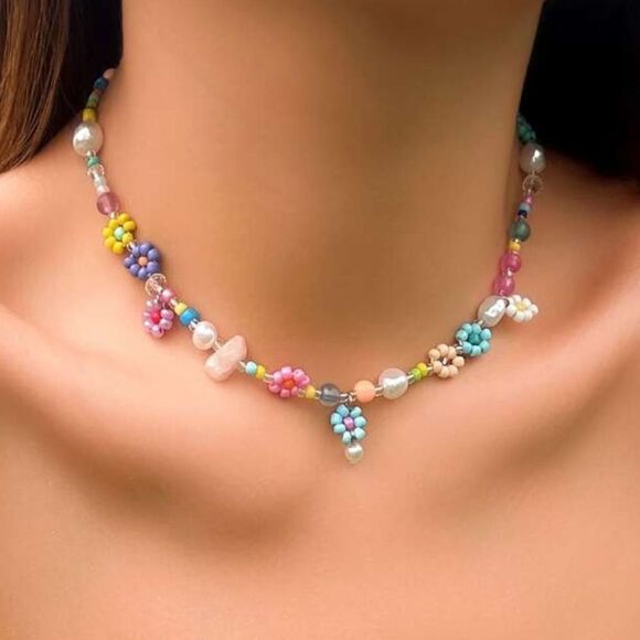 Beaded floral necklace #251 - Picture 1 of 4